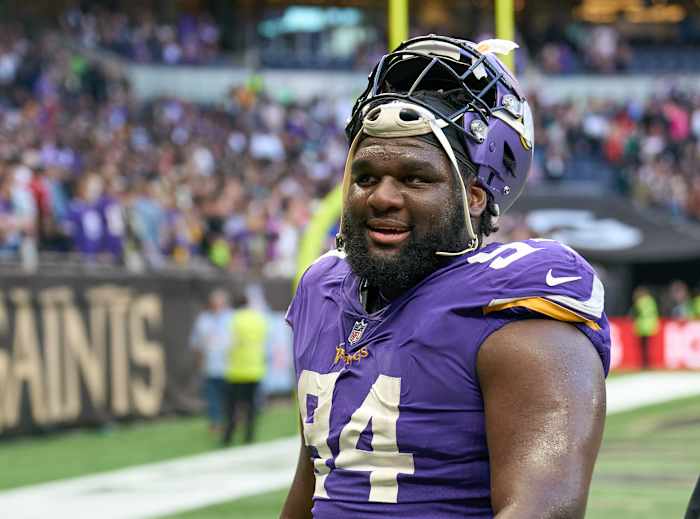 Minnesota Vikings defensive tackle Dalvin Tomlinson (94) during the NFL International Series game at Tottenham Hotspur Stadium.